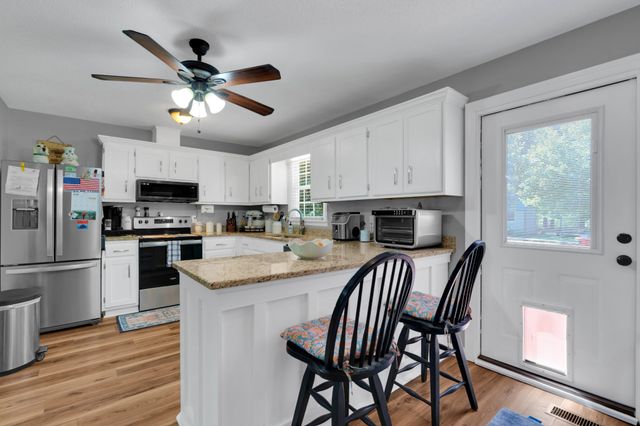 316 Davis St, Cowan, TN 37318