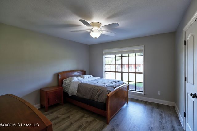 6662 Ahekolo Circle, Diamondhead, MS 39525