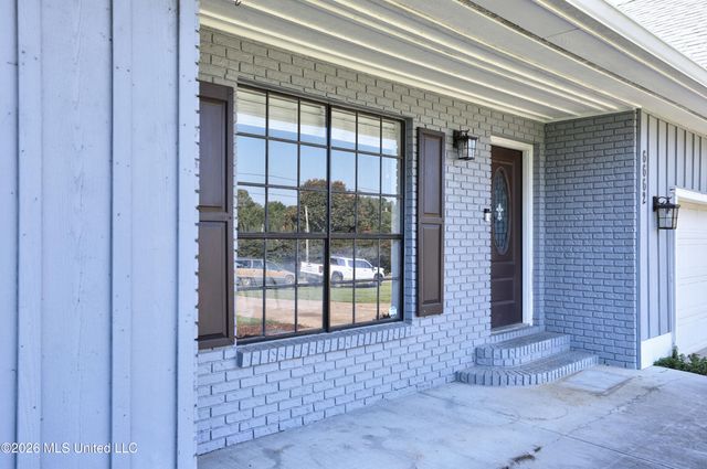 6662 Ahekolo Circle, Diamondhead, MS 39525