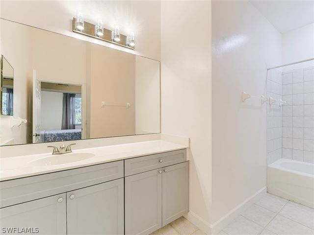 3000 Meandering WAY 201, Fort Myers, FL 33905