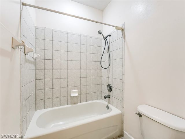 3000 Meandering WAY 201, Fort Myers, FL 33905