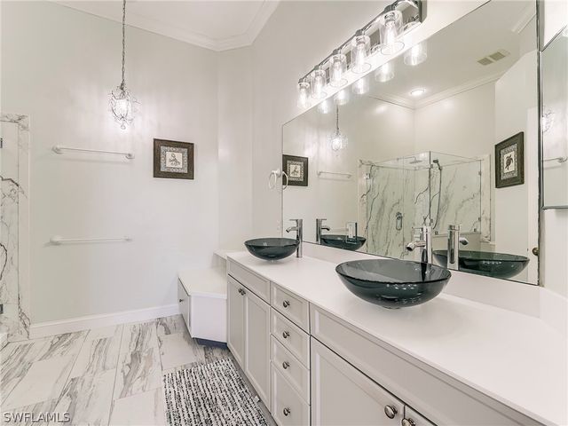 3000 Meandering WAY 201, Fort Myers, FL 33905