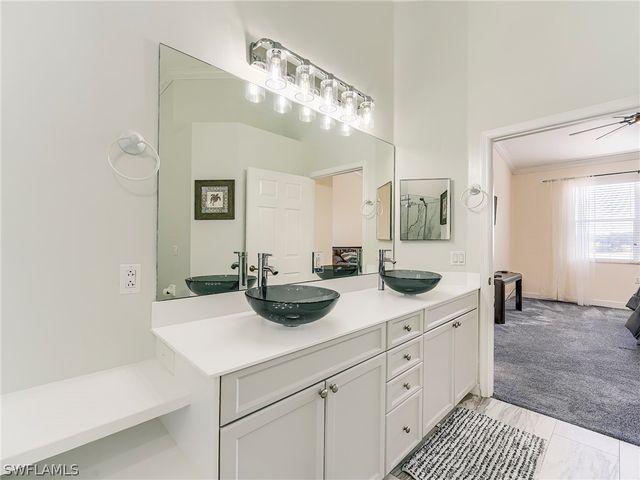 3000 Meandering WAY 201, Fort Myers, FL 33905