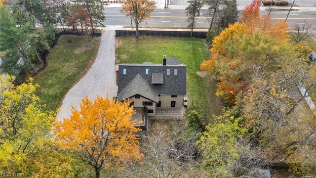 1555 W Market Street, Akron, OH 44313