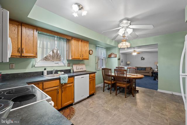 829 ALEXANDER DR, Hatfield, PA 19440