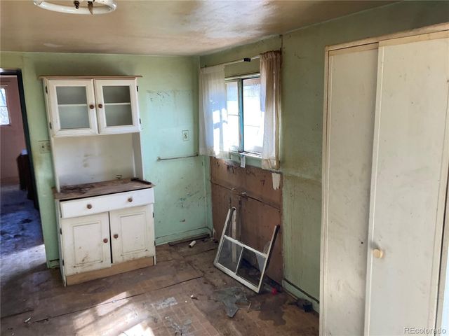 13050 W 58th Avenue, Arvada, CO 80002