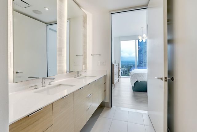301 West Ave 1409, Austin, TX 78701