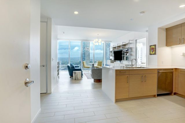 301 West Ave 1409, Austin, TX 78701