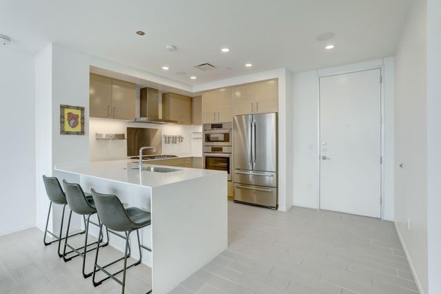 301 West Ave 1409, Austin, TX 78701