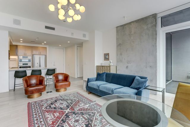 301 West Ave 1409, Austin, TX 78701