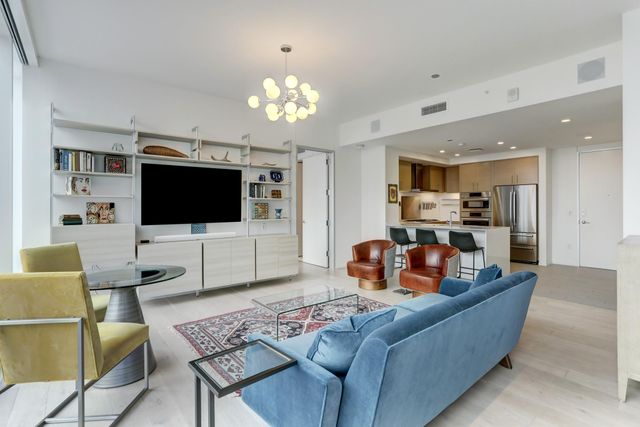 301 West Ave 1409, Austin, TX 78701