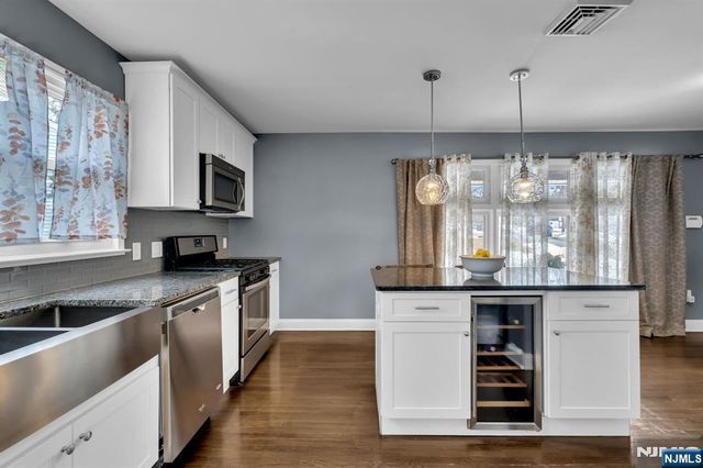 4 Korwel Court, West Orange, NJ 07052