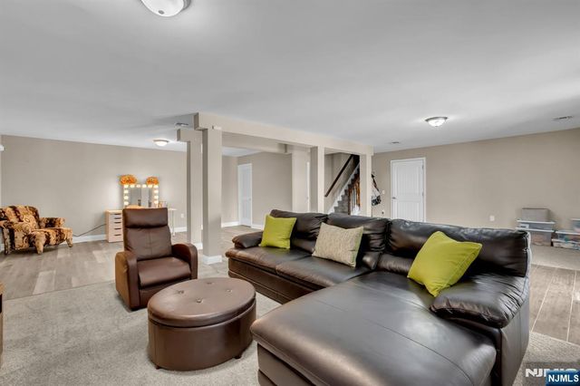 4 Korwel Court, West Orange, NJ 07052