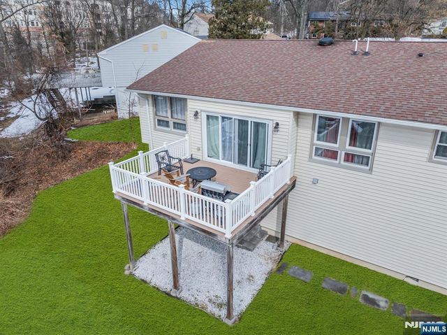 4 Korwel Court, West Orange, NJ 07052