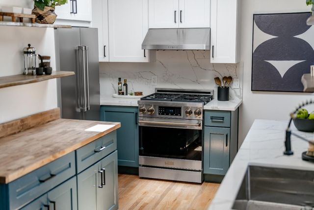 207 Kingsbury Drive, Aptos, CA 95003