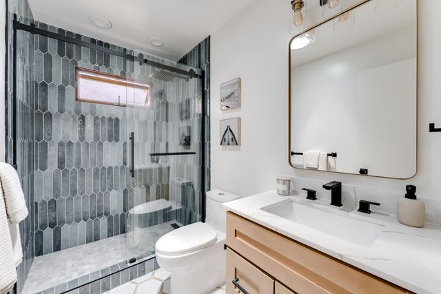 207 Kingsbury Drive, Aptos, CA 95003