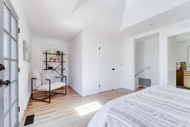 207 Kingsbury Drive, Aptos, CA 95003