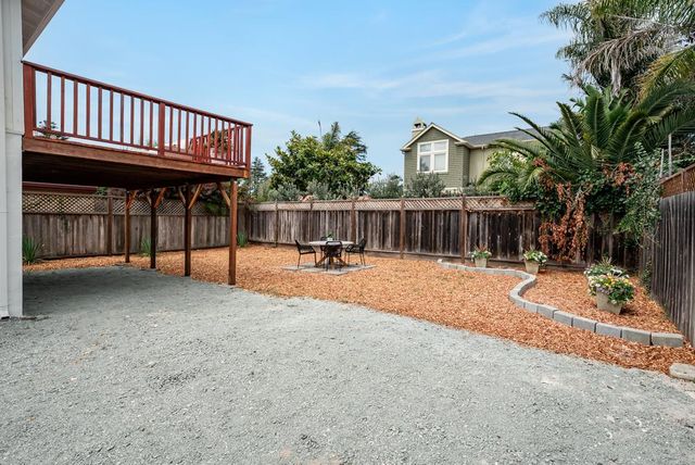 207 Kingsbury Drive, Aptos, CA 95003