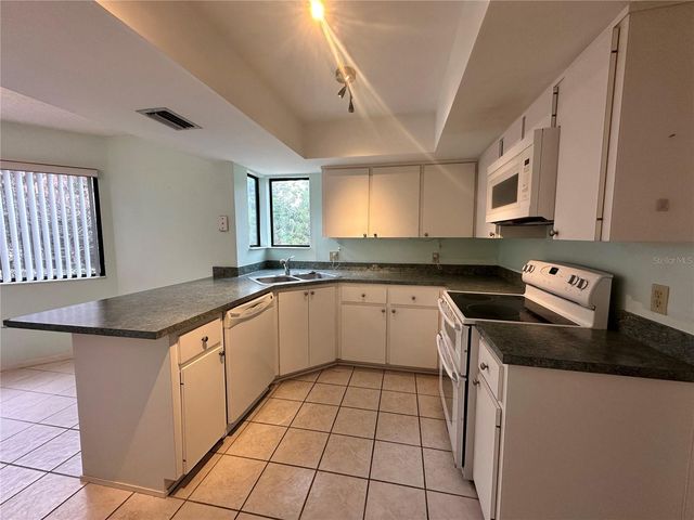 13 SURREY COURT 13, Palm Coast, FL 32137