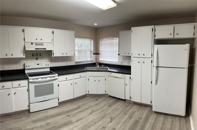 8108 TOM SAWYER DRIVE, Tampa, FL 33637