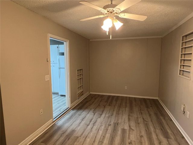 8108 TOM SAWYER DRIVE, Tampa, FL 33637