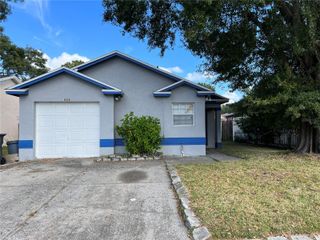 8108 TOM SAWYER DRIVE, Tampa, FL 33637