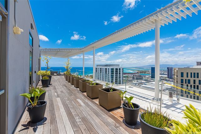 1001 Queen Street PH 3904, Honolulu, HI 96814