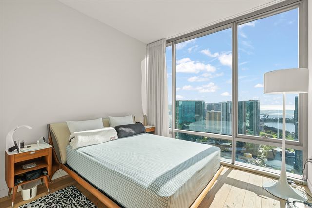 1001 Queen Street PH 3904, Honolulu, HI 96814