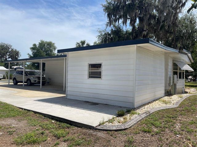 52 N BOBWHITE RD, Wildwood, FL 34785