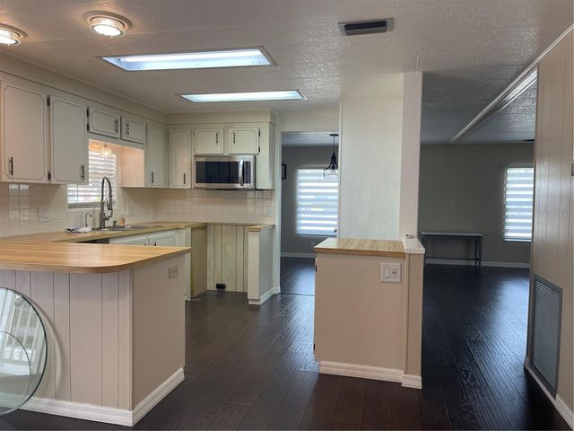 52 N BOBWHITE RD, Wildwood, FL 34785