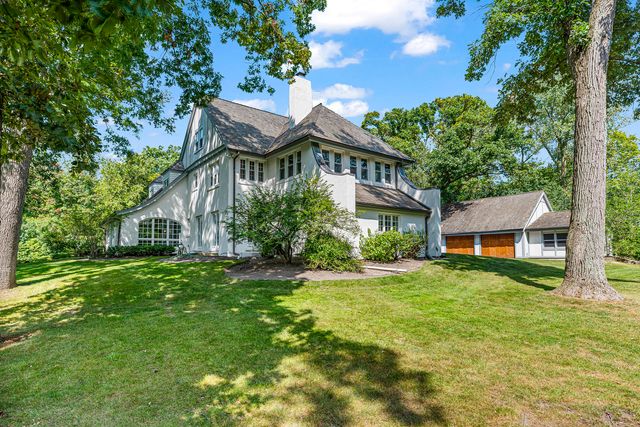 1755 Sunset Lane, Bannockburn, IL 60015