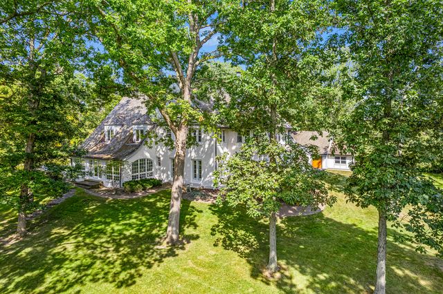 1755 Sunset Lane, Bannockburn, IL 60015
