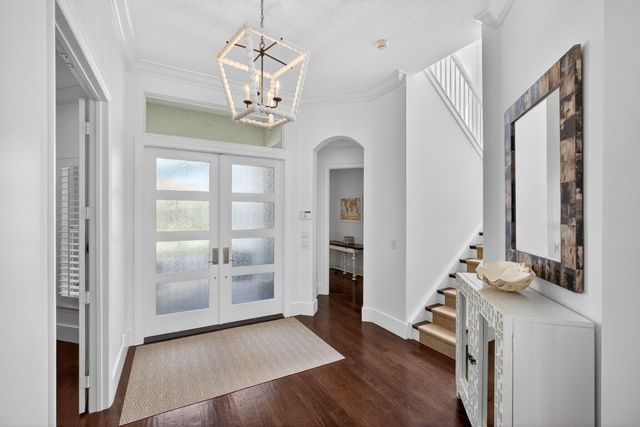 119 Dalena Way, Palm Beach Gardens, FL 33418