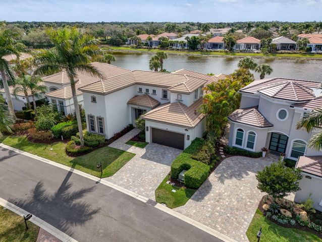 119 Dalena Way, Palm Beach Gardens, FL 33418