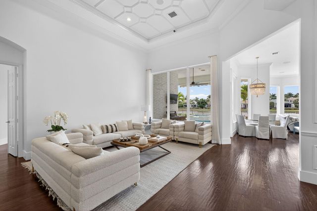 119 Dalena Way, Palm Beach Gardens, FL 33418