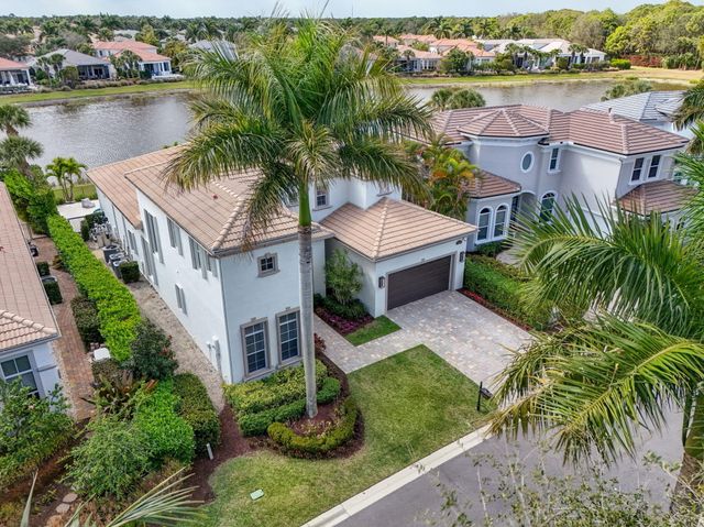 119 Dalena Way, Palm Beach Gardens, FL 33418