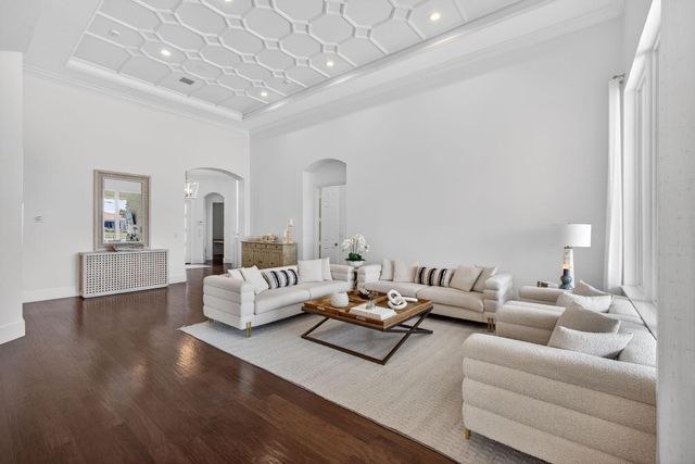 119 Dalena Way, Palm Beach Gardens, FL 33418