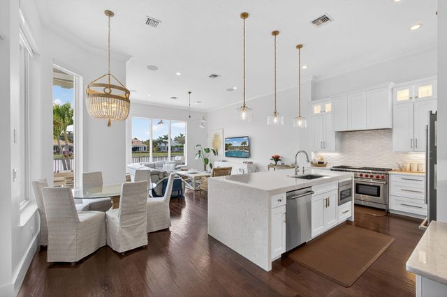 119 Dalena Way, Palm Beach Gardens, FL 33418