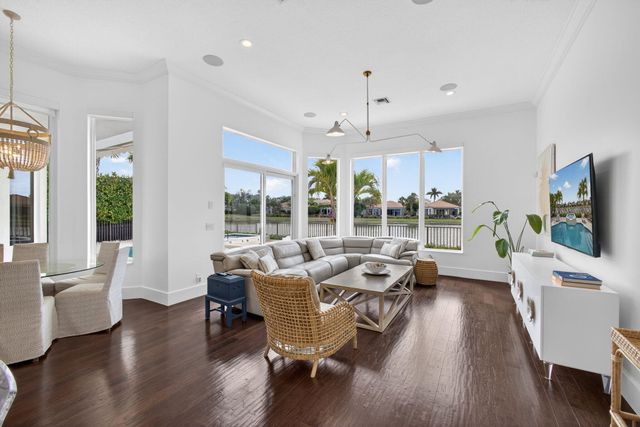 119 Dalena Way, Palm Beach Gardens, FL 33418