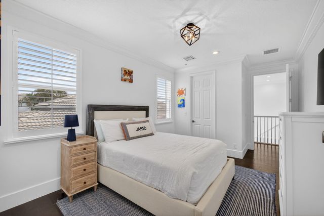 119 Dalena Way, Palm Beach Gardens, FL 33418