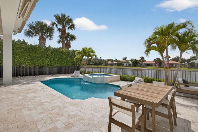 119 Dalena Way, Palm Beach Gardens, FL 33418