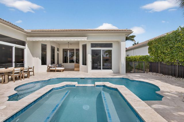 119 Dalena Way, Palm Beach Gardens, FL 33418