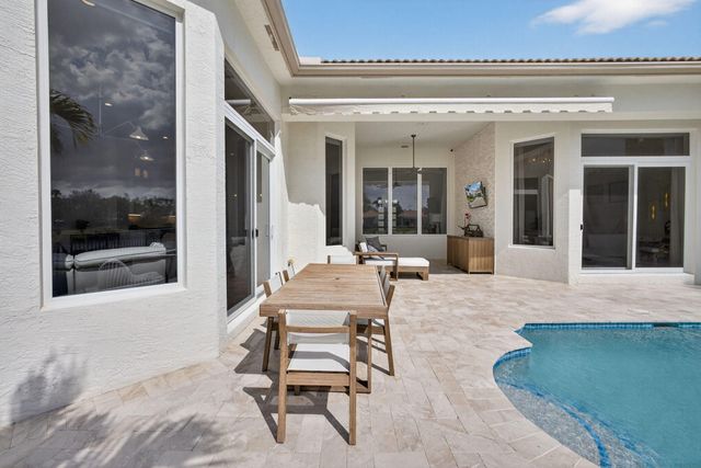 119 Dalena Way, Palm Beach Gardens, FL 33418