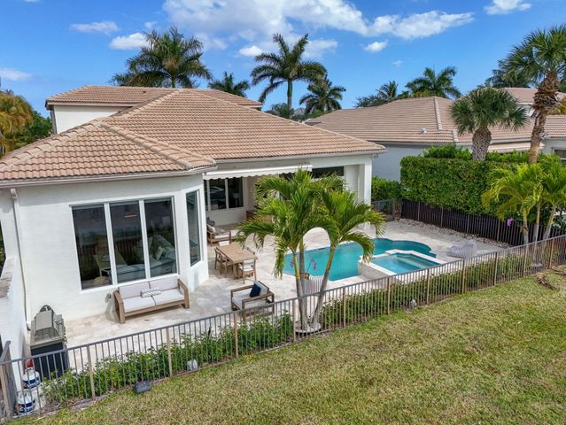 119 Dalena Way, Palm Beach Gardens, FL 33418