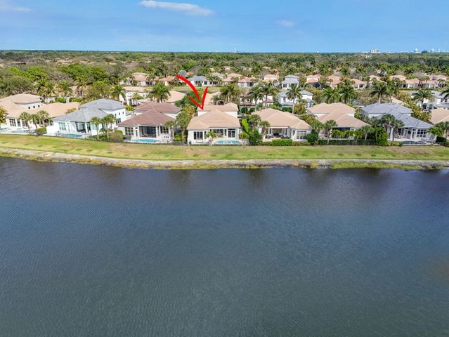 119 Dalena Way, Palm Beach Gardens, FL 33418