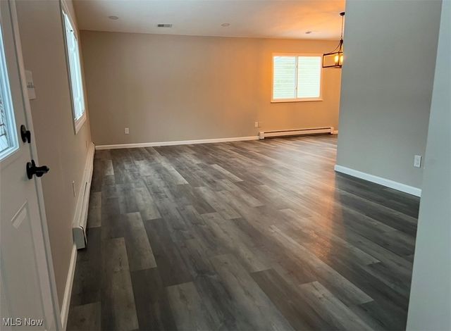 132 Herrmann Drive, Avon Lake, OH 44012