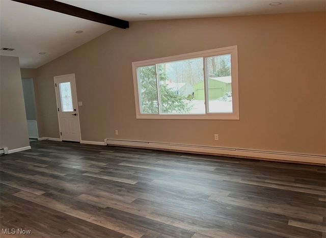 132 Herrmann Drive, Avon Lake, OH 44012