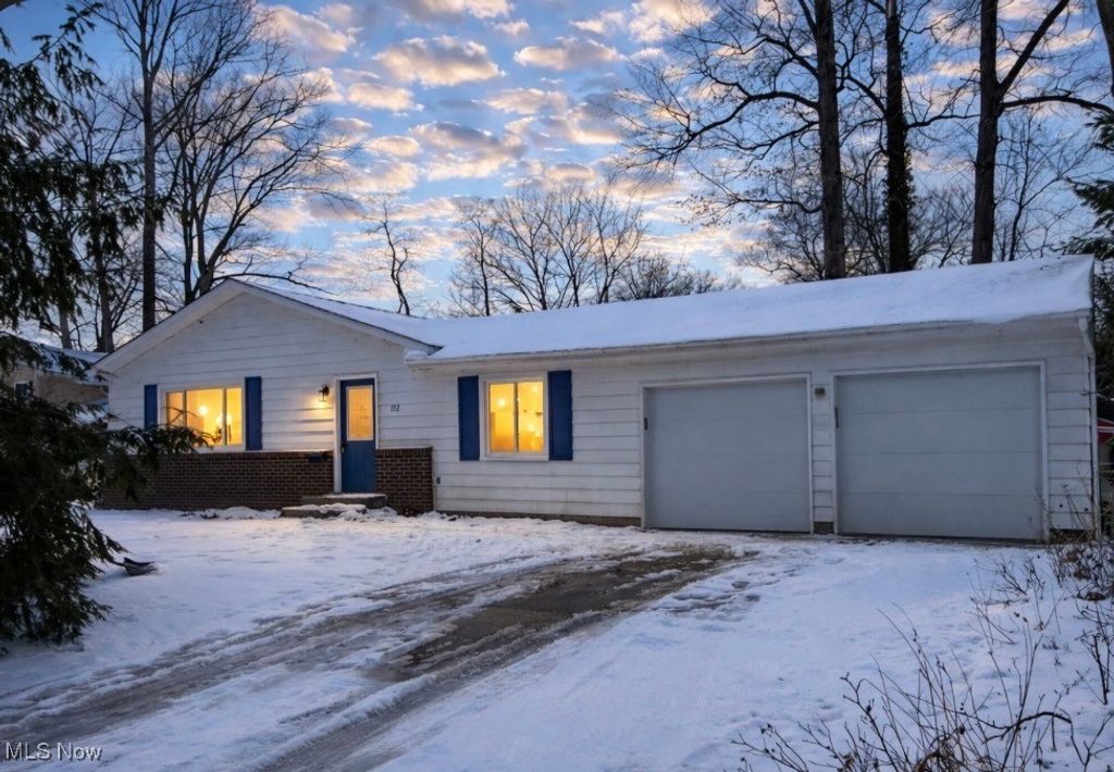 132 Herrmann Drive, Avon Lake, OH 44012