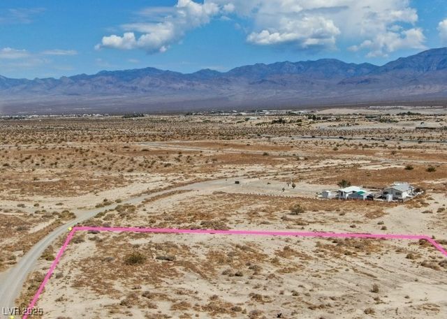 671 Buckhorn Avenue, Pahrump, NV 89060