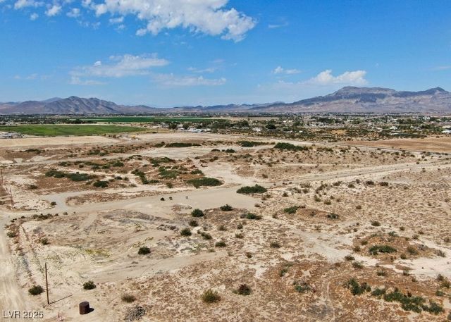 671 Buckhorn Avenue, Pahrump, NV 89060